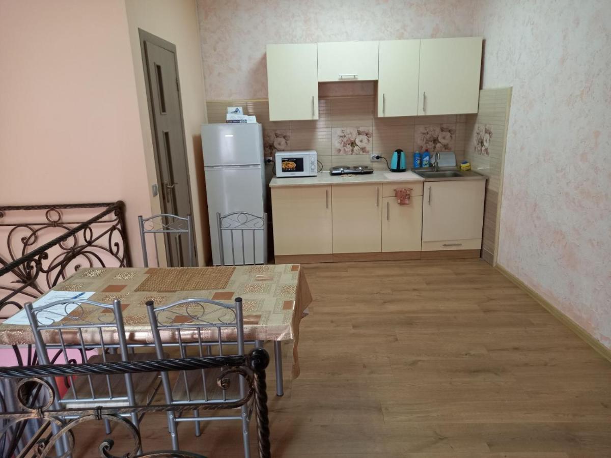 Двухярусная квартира в центре Мукачева, улица Мира Мукачево Екстер'єр фото